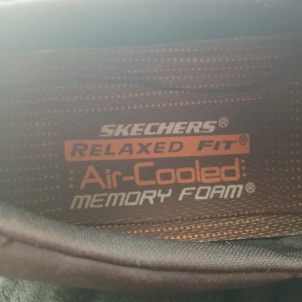 Skechers Relaxed Fit Loafers 9 Dark Brown Leather Air-Cooled Memory‎ Foam 56298